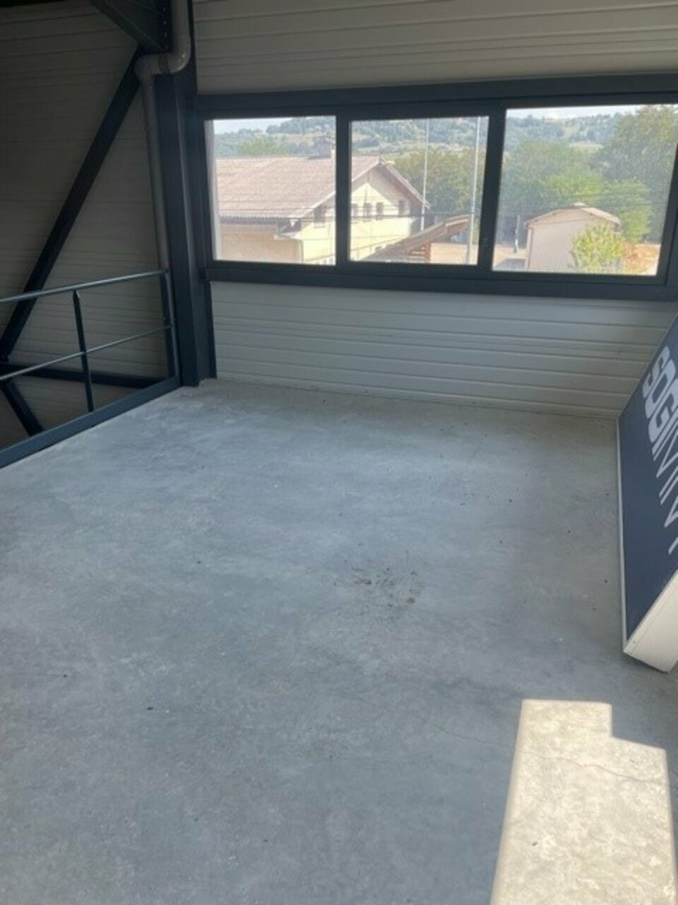 A Vendre - Local d'activités 110 m²