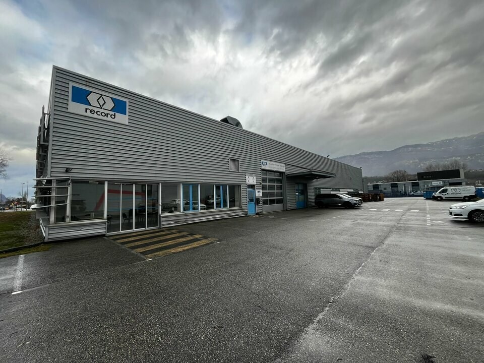 A louer - Local industriel 2275 m² à Voglans (73)