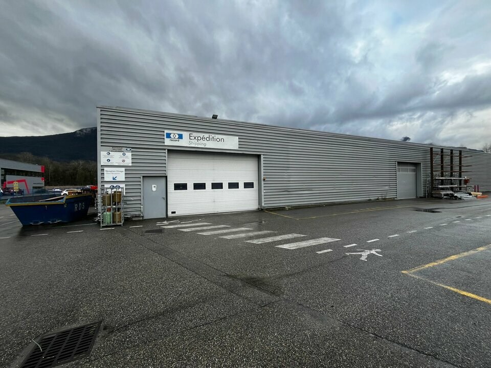 A louer - Local industriel 2275 m² à Voglans (73)