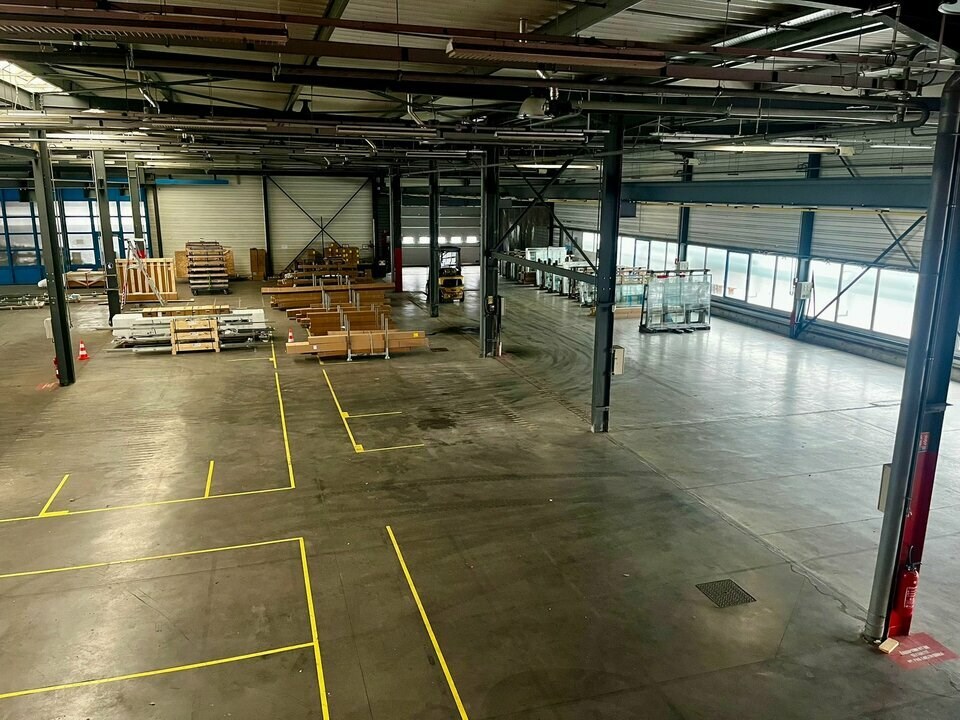 A louer - Local industriel 2275 m² à Voglans (73)