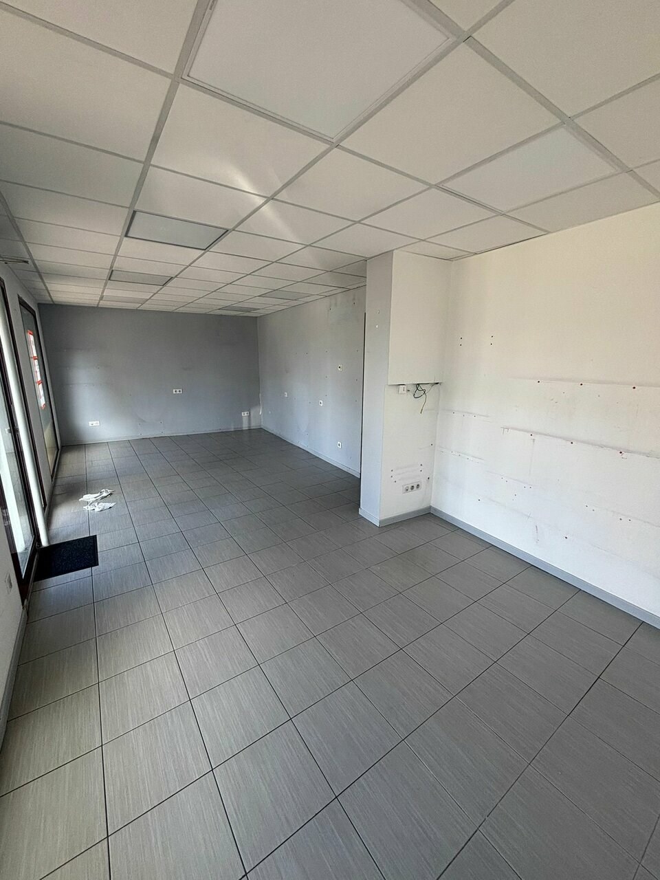A vendre - Local commercial 34 m² axe passant, centre de Meythet