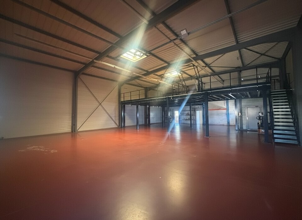 A louer - local d'activité indépendant sur un terrain de 3000 m²